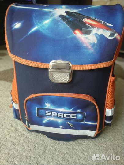 Школьный рюкзак