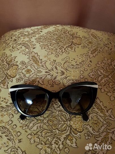 Солнцезащитные очки женские италия