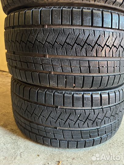 Triangle Snowlink TWT02 255/35 R19 96V