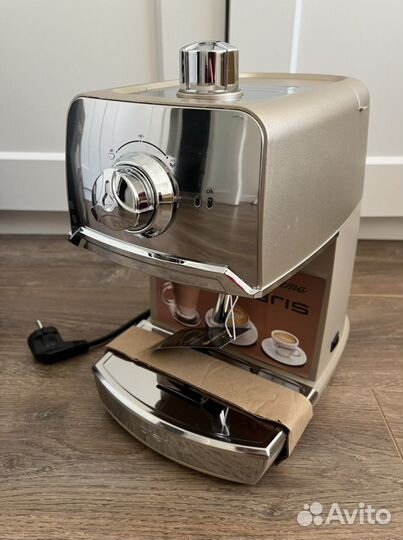 Новая Кофеварка Polaris Adore Crema PCM 1529E