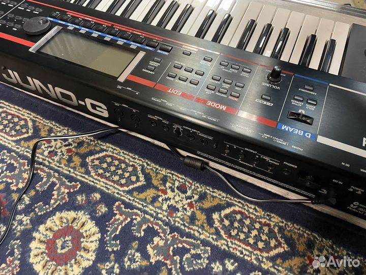 Синтезатор roland juno g