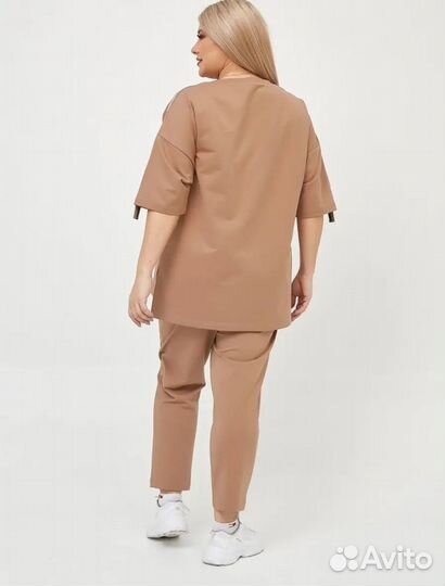 Спортивный костюм женский новый