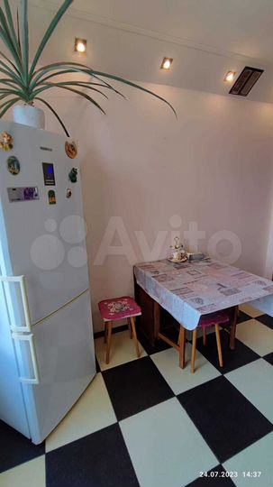 2-к. квартира, 52 м², 4/5 эт.