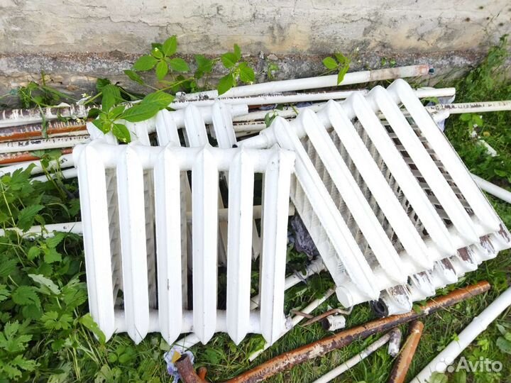 Батарея чугунная