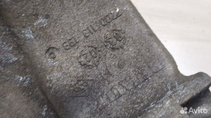 Кронштейн кондиционера Renault Master