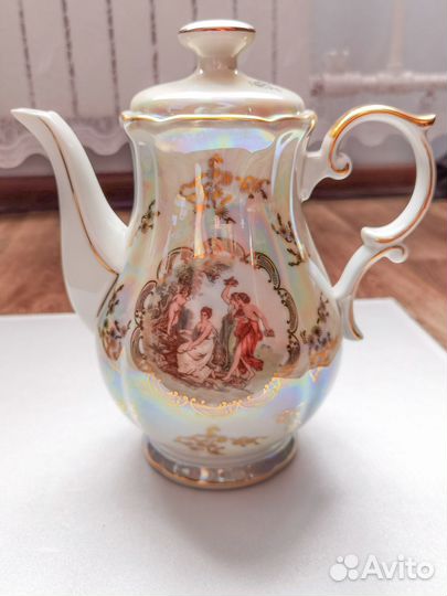 Чайник из сервиза Oscar Schlegelmilch Madonna