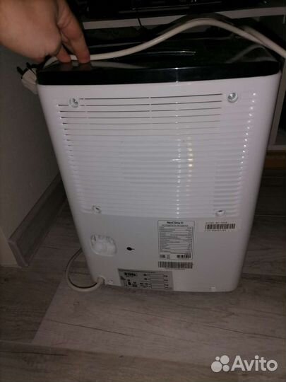 Осушитель воздуха NeoClima ND-10AH