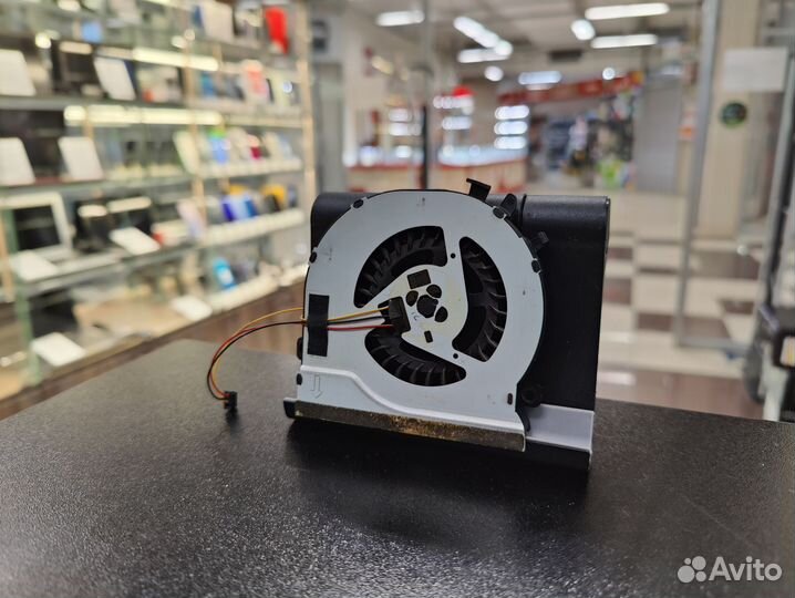 Кулер Samsung NP300E5E