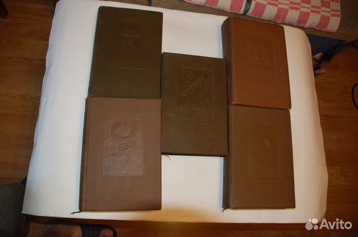 Жизнь животных по Брему в 5 томах