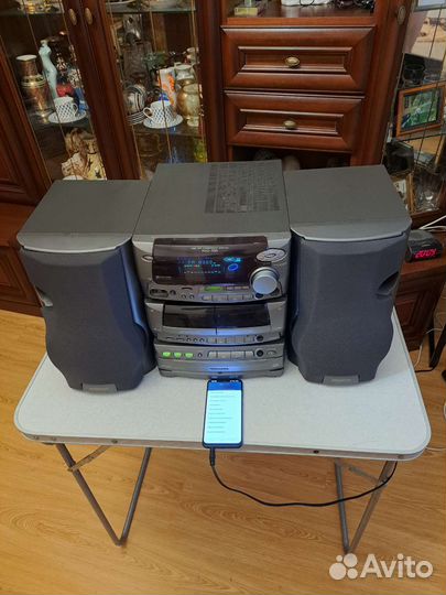 Музыкальный центр kenwood.звук бомба