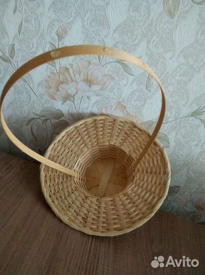 Корзина плетеная