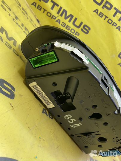 Щиток приборов Volkswagen Passat B5