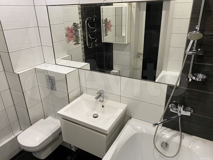 2-к. квартира, 80 м², 10/11 эт.