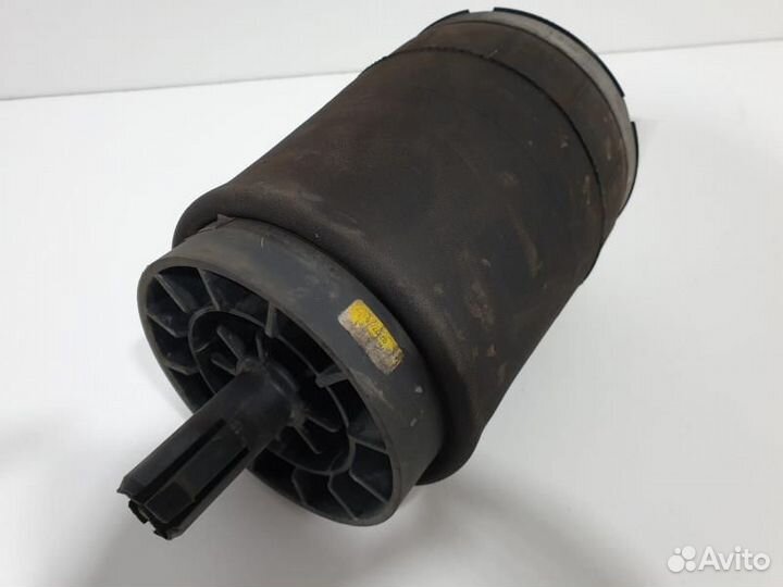 Пневмоподушка задняя левая Land Rover 2 LR052171