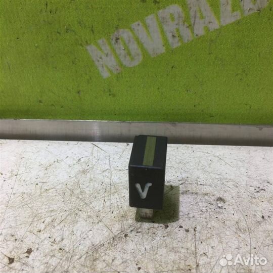 Реле поворотов Опель Вектра Б