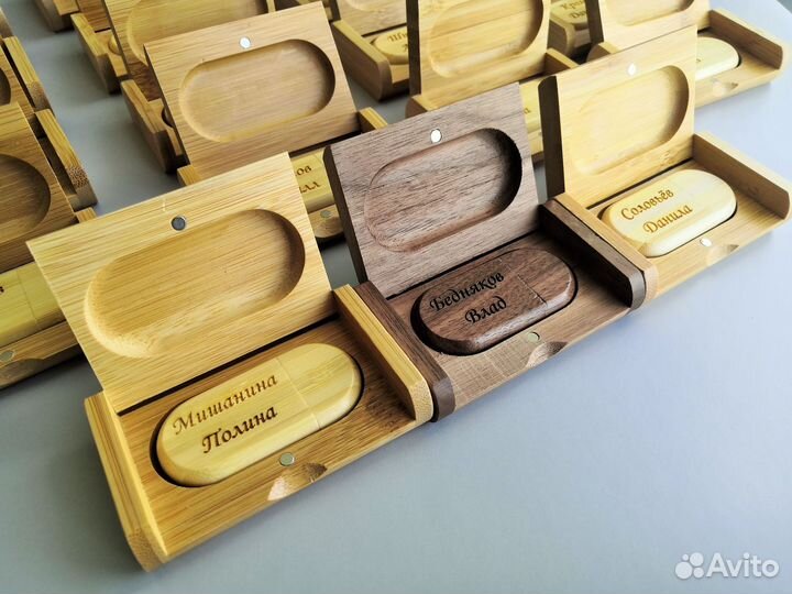 Подарочный флешки на выпускной