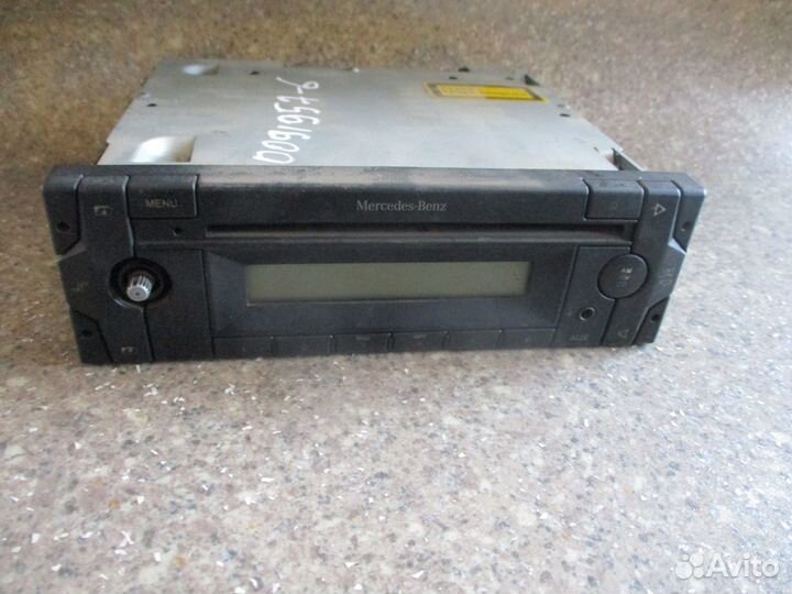 Магнитола CD Mercedes-Benz A0004461062