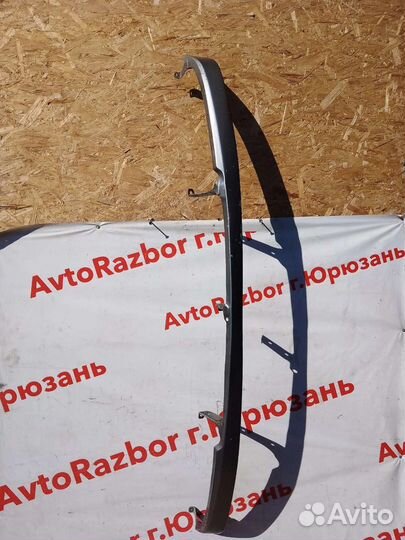 Планка передняя под фары Mazda Bongo Friendee