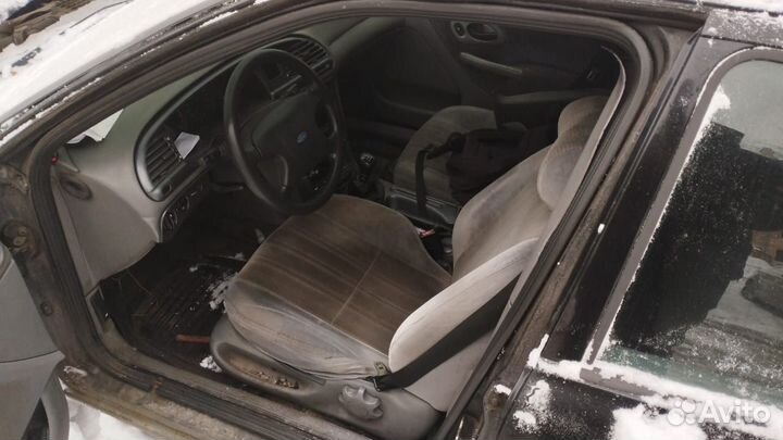 Ford Mondeo 1.6 МТ, 1993, 100 000 км