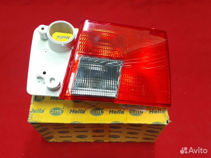 Фонарь задний правый внутренний Ауди А6 (С4 )