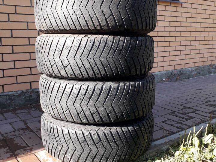 Goodyear Ultragrip Ice Arctic 225/65 R17 102