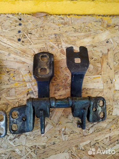 Бмв е39 петли багажника универсал