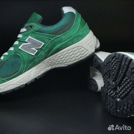 Кроссовки New Balance 2002R