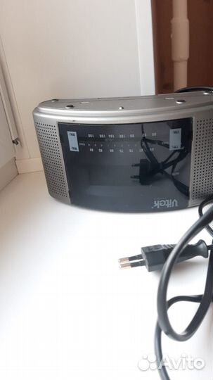 Радиочасы Vitek VT-3502