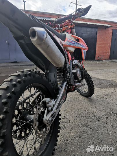 Regul moto holeshot