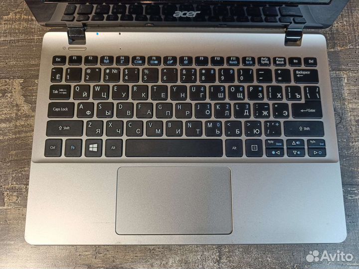 Ноутбук Asus e3-111