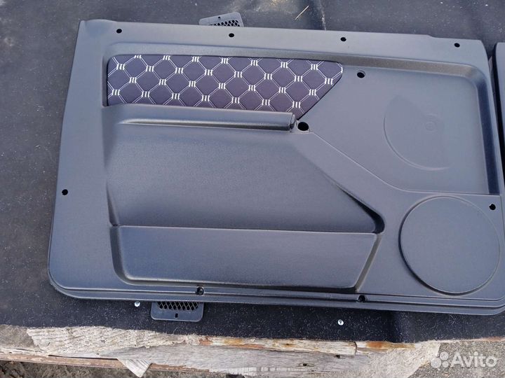 Обивка салона niva дверная обшивка