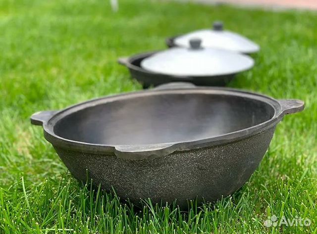 Казан чугунный узбекский с крышкой для плова