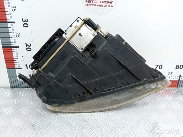 Фара левая Volkswagen Touareg 2007