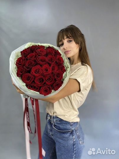 Моно букет из 25 роз Эксплорер