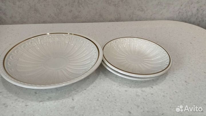 Блюдо и 2 тарелки СССР
