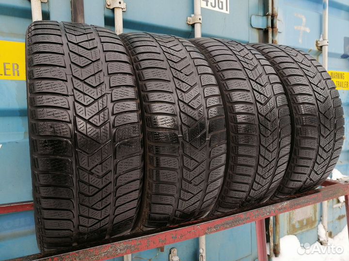 Pirelli Winter Sottozero 3 225/45 R18 86H