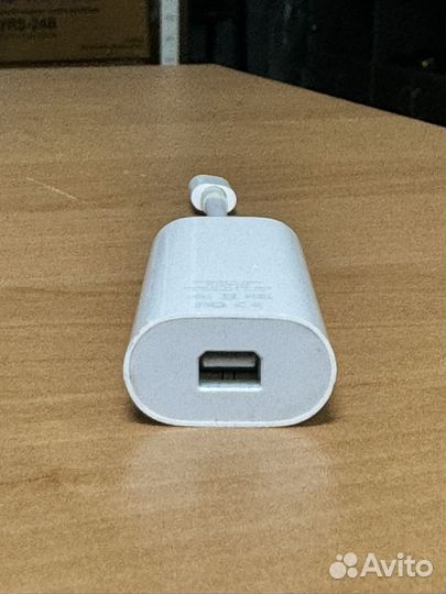 Адаптер Apple Thunderbolt 3 (USB-C) /Thunderbolt 2