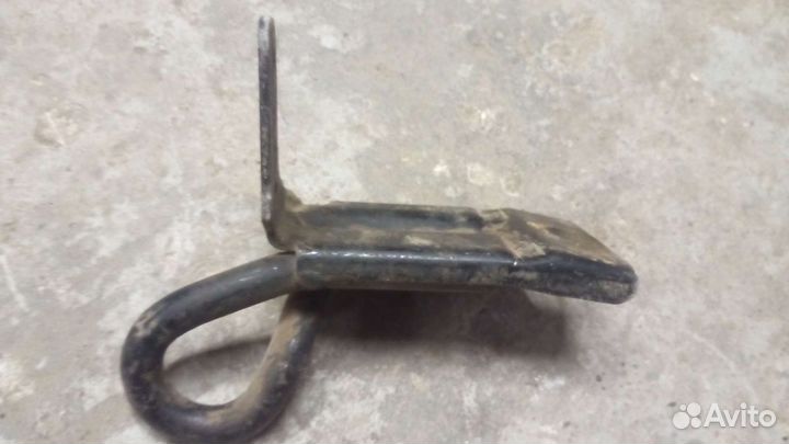 Крюк (Петля) Буксировки ауди 100,А6(С4)