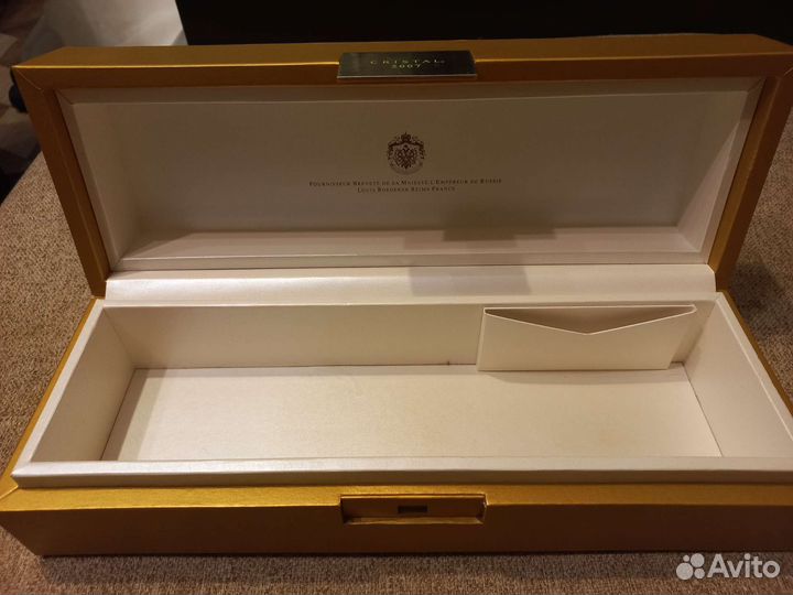 Коробка от шампанского Cristal