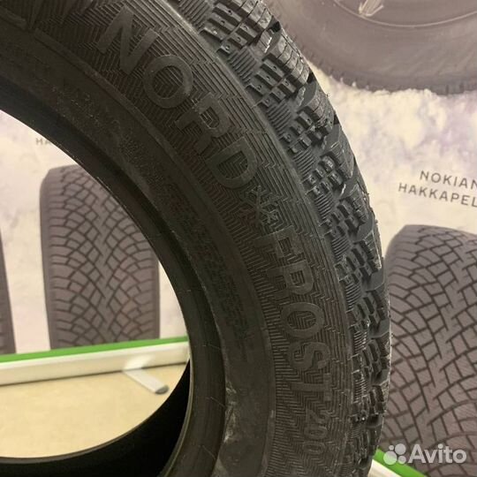 Gislaved Nord Frost 200 SUV 215/65 R16