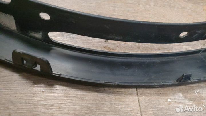 Накладка колесной арки передняя правая Bmw X5 50Ix