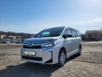 Toyota Voxy 2.0 CVT, 2018, 98 177 км, с пробегом, цена 2 199 000 руб.