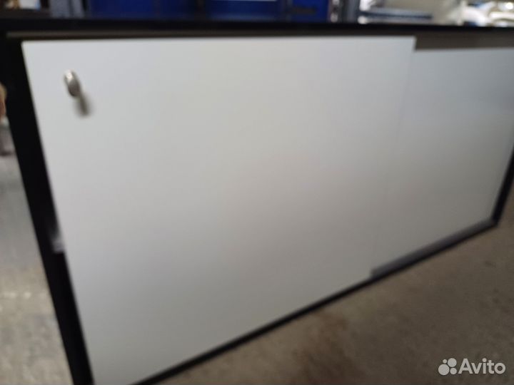 Тумба б/у черного цвета 70*54см h35cv