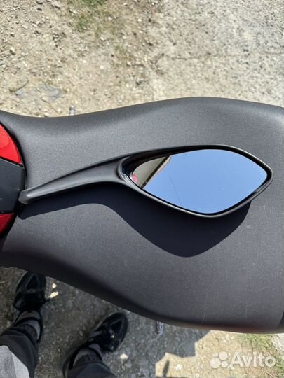 Зеркало правое ducati