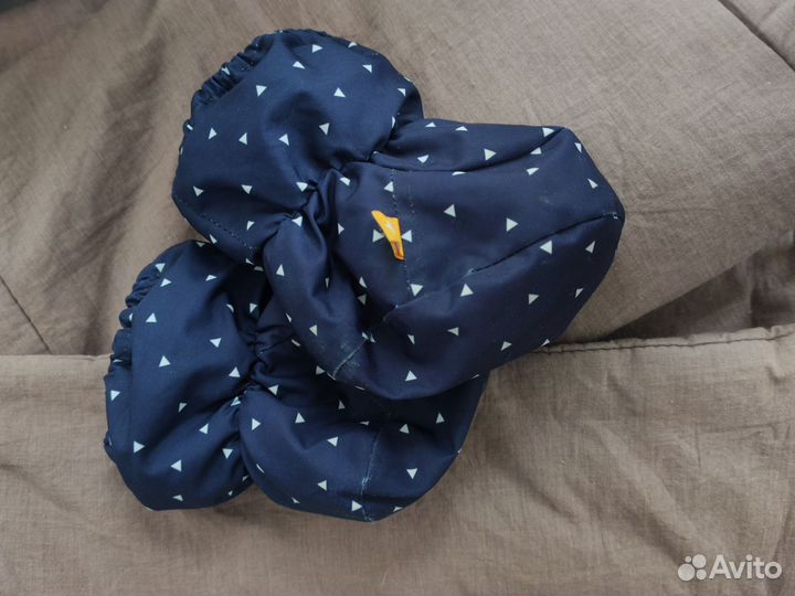 Комбинезон + пинетки 74 размер весна/осень