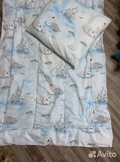 Одеяло и подушка