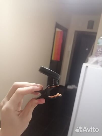 Тюнер для музыкальных инструментов