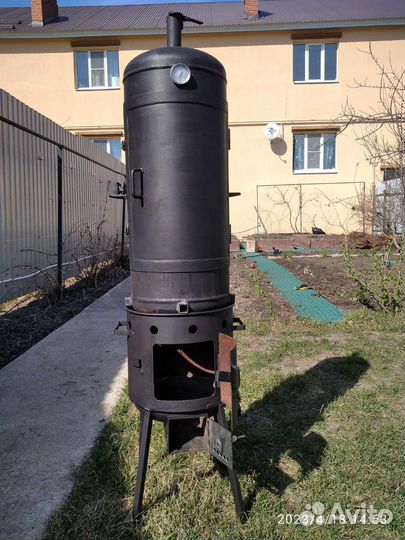 Коптильный шкаф