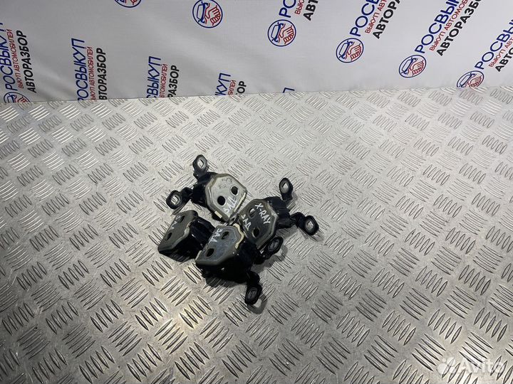 Петля двери Лада Х-рей I (2015– н.в.)