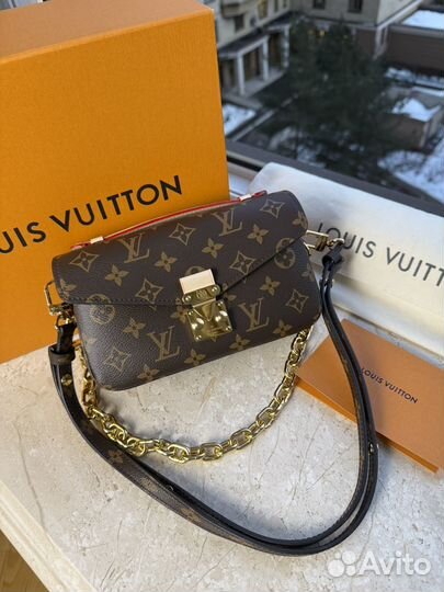 Сумка Louis Vuitton Pochette Metis east west